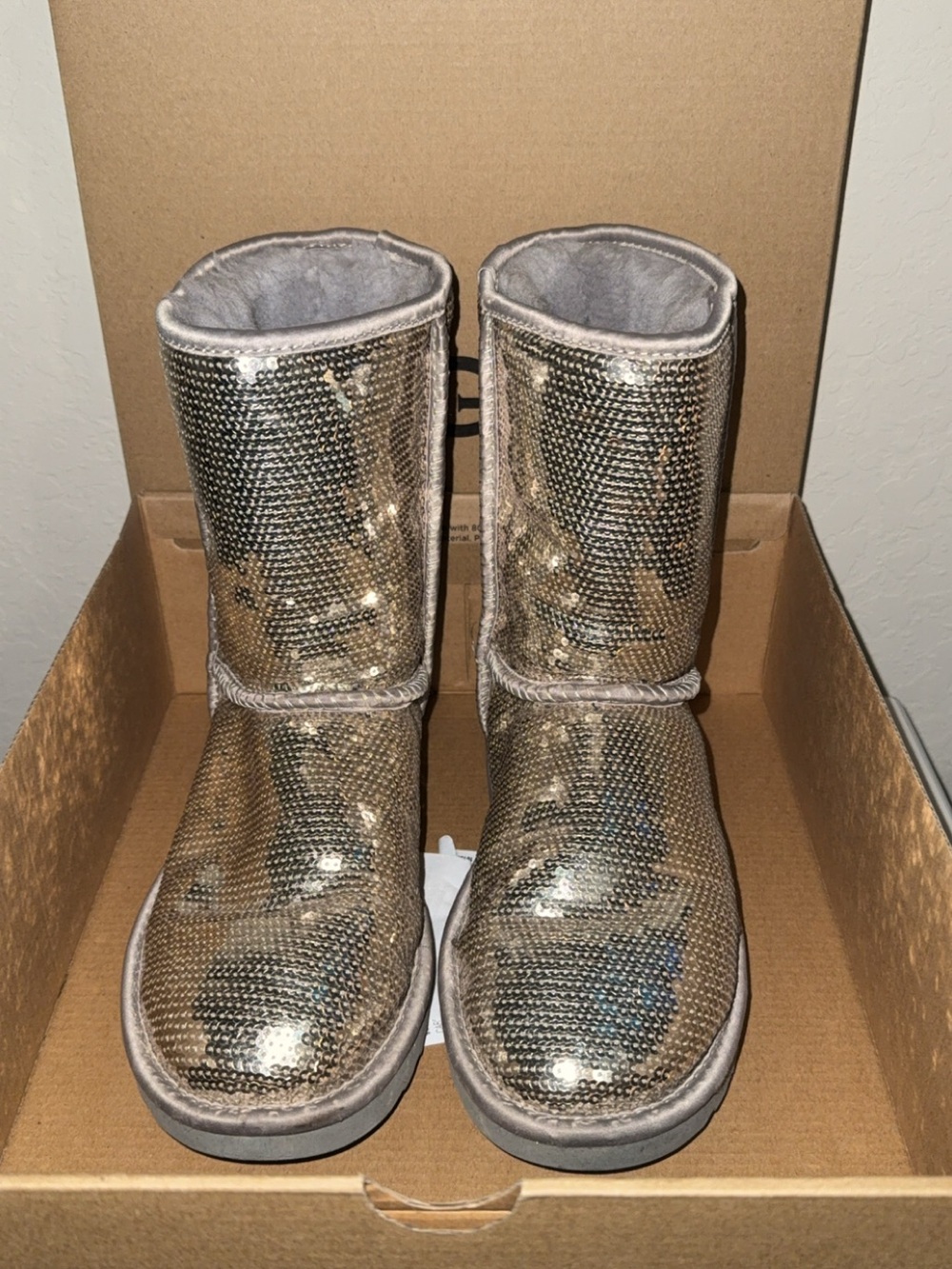 UGG W Classic Short Sparkles Silver Boots